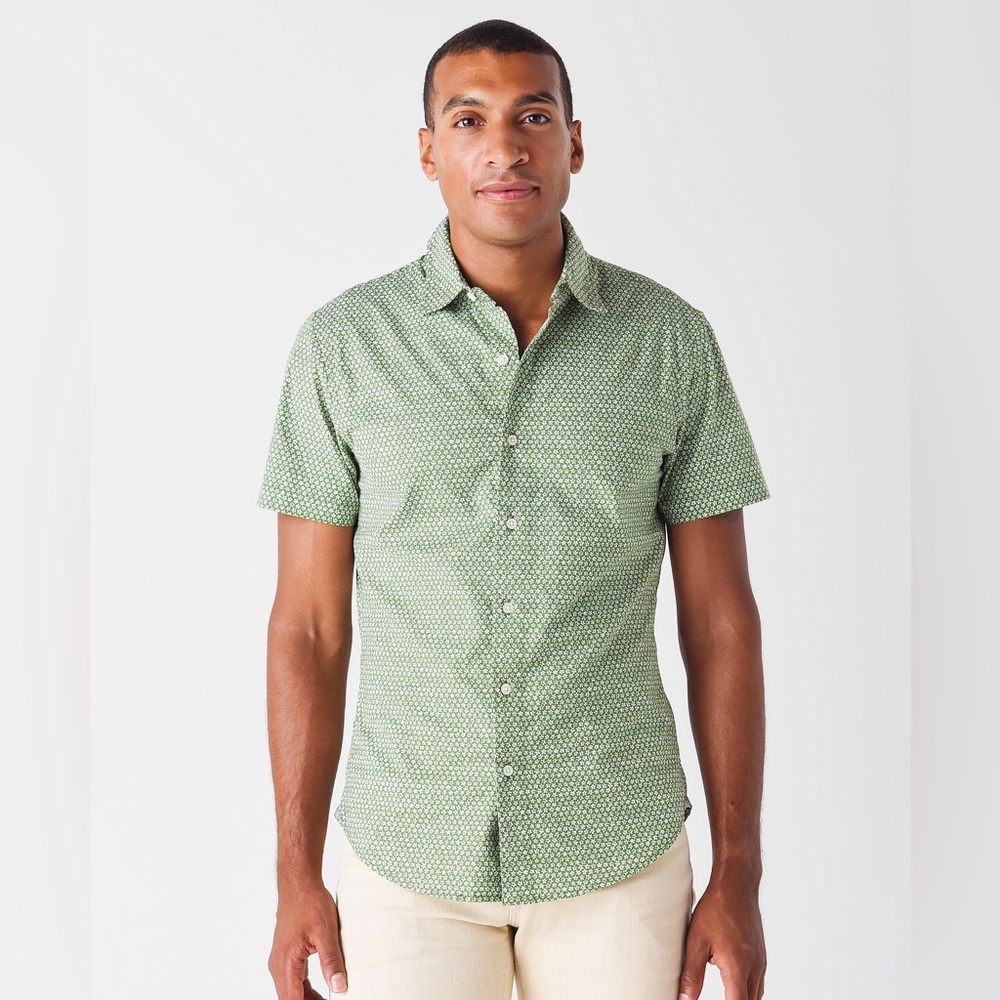Bonobos Men’s Riviera Short Sleeve Button Down size medium tailored slim fit EUC